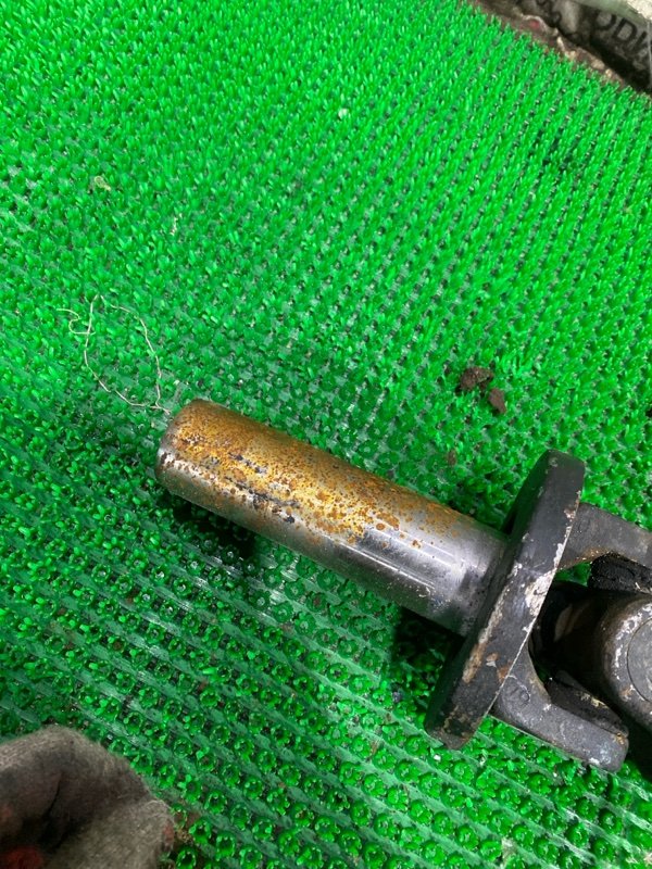 Кардан задний DATSUN 2001 RMD22 QD32