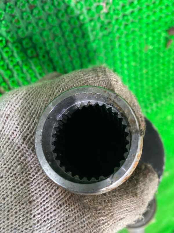 Кардан задний NISSAN DATSUN RMD22 QD32