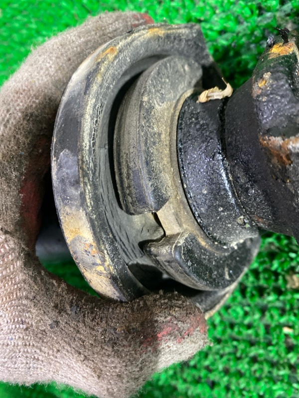 Кардан задний DATSUN 2001 RMD22 QD32