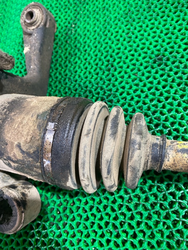 Привод передний левый BIGHORN 1996 UBS69GW 4JG2