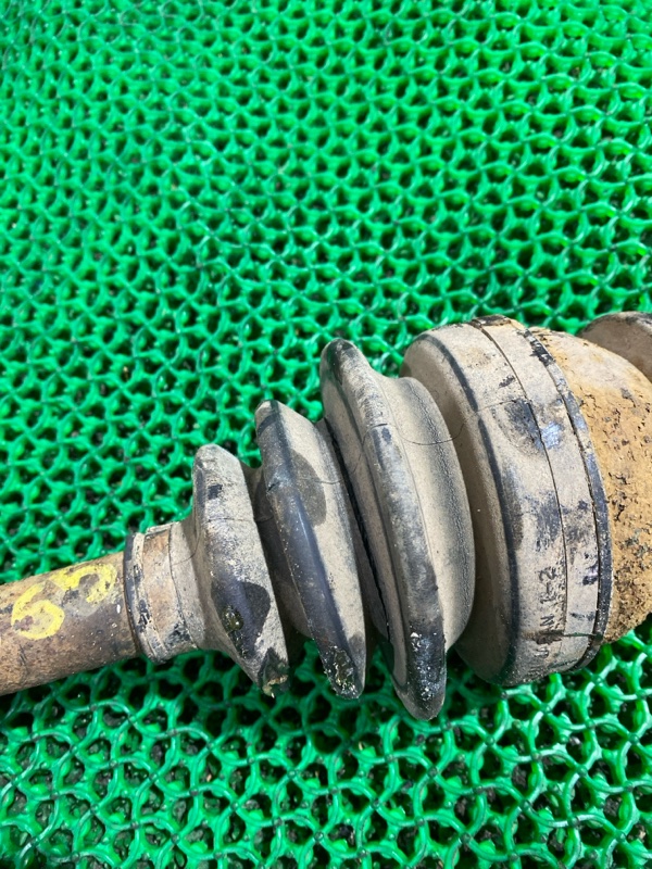 Привод передний левый BIGHORN 1996 UBS69GW 4JG2