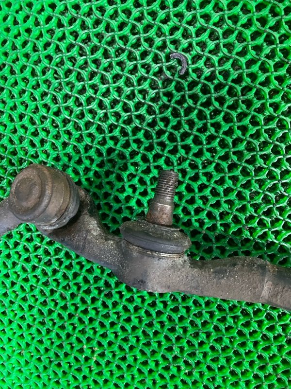 Рулевая трапеция ISUZU BIGHORN UBS69GW 4JG2