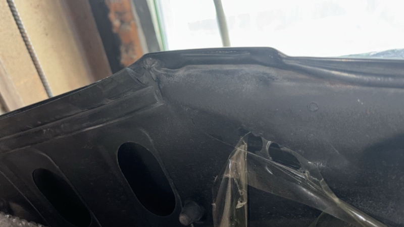 Капот DELICA 1997 PD8W 4M40