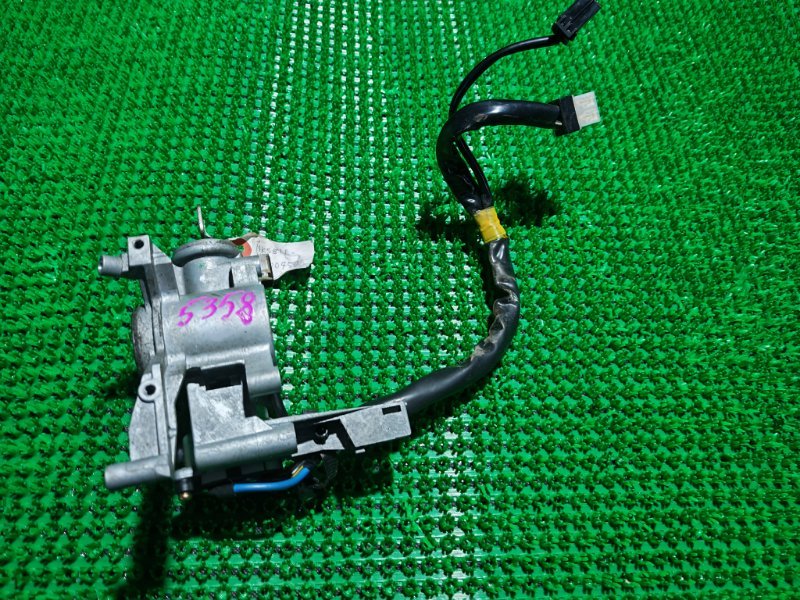 Замок зажигания ISUZU ELF 2004 NKS81E 4HL1 контрактная