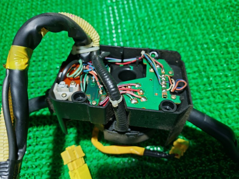 Блок подрулевых переключателей ISUZU ELF NKS81E 4HL1