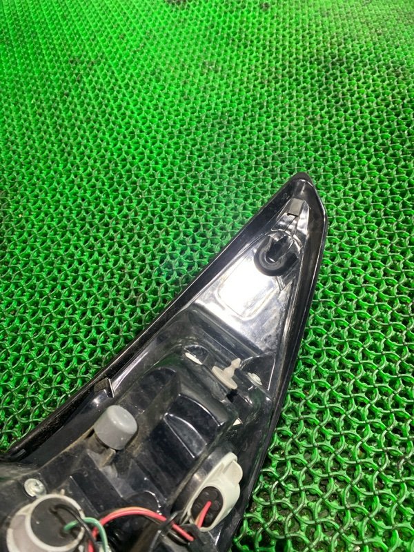 Стоп левый CX-5 2018 KF5P PY-VPS; PY-Y8