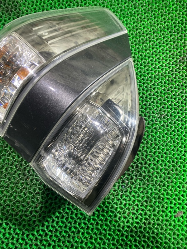 Стоп правый TOYOTA VELLFIRE GGH25W 2GR-FE