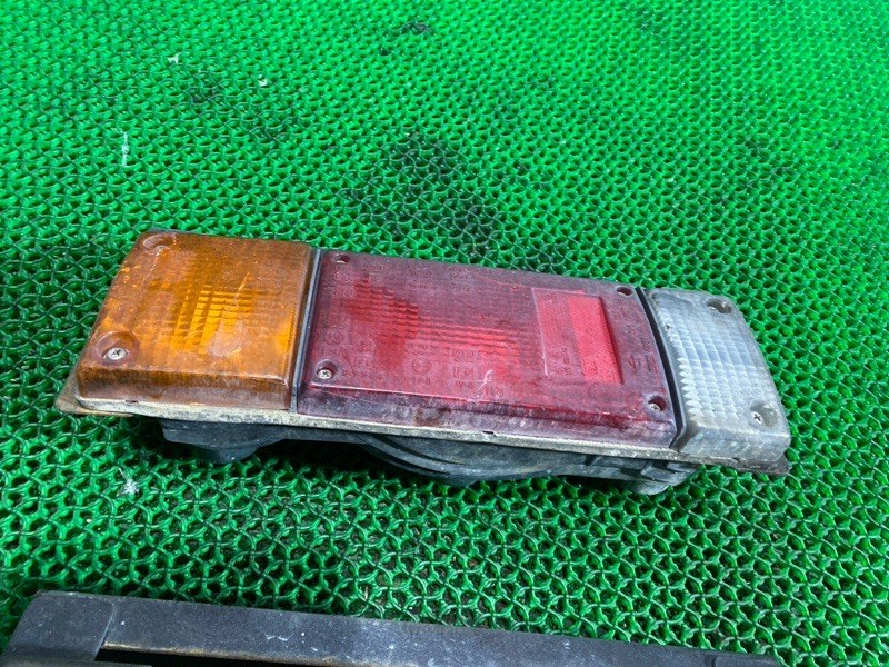 Стоп задний ATLAS 1990 JH40 BD30