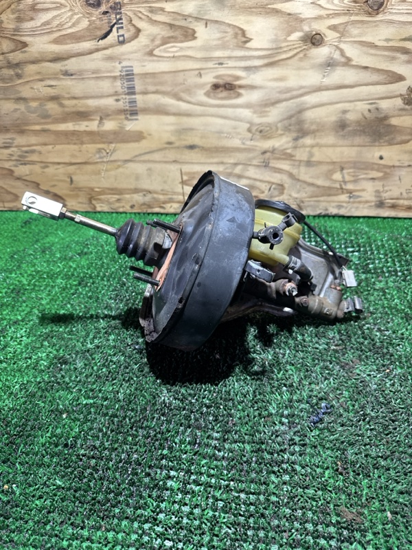 Запчасть главный тормозной цилиндр TOYOTA LAND CRUISER 1990 BJ74 13BT 4720160350 контрактная Главный тормозной цилиндр TOYOTA LAND CRUISER 1990 BJ74 13BT 4720160350 контрактная