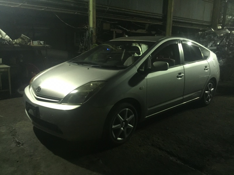 Автомобиль TOYOTA PRIUS NHW20 1NZ-FXE 2004 года в разбор