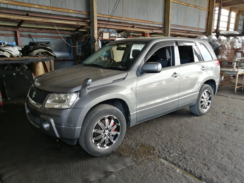 Автомобиль SUZUKI ESCUDO TD54W J20A 2005 года в разбор