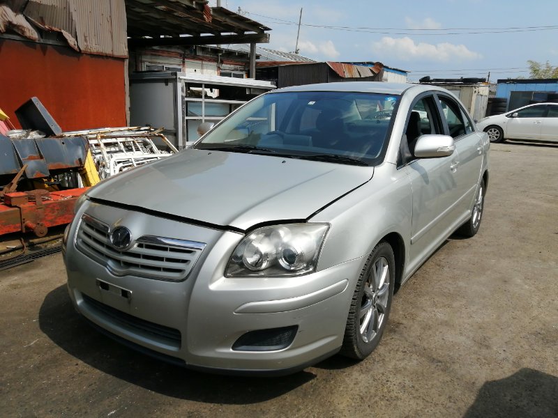 Автомобиль TOYOTA AVENSIS AZT250 1AZ-FSE 2008 года в разбор