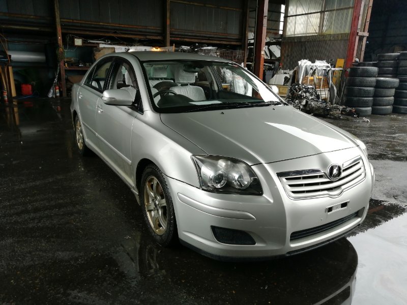 Автомобиль TOYOTA AVENSIS AZT250 1AZ-FSE 2007 года в разбор