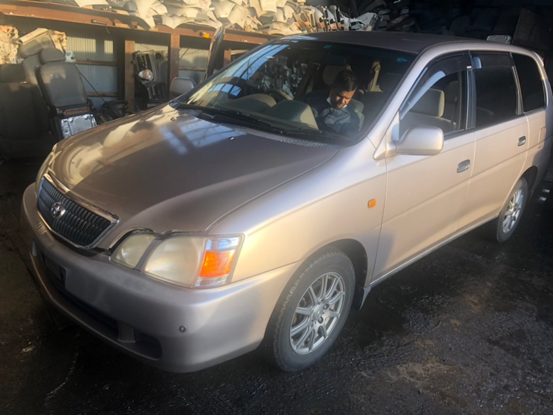 Автомобиль TOYOTA GAIA SXM15 3S-FE 2002 года в разбор