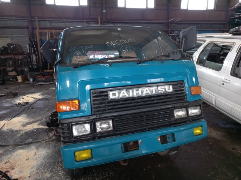 Автомобиль DAIHATSU DELTA V98 B 1989 года в разбор
