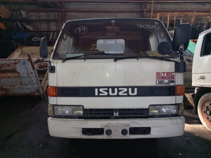 Автомобиль ISUZU ELF NKR66E 4HF1 1990 года в разбор