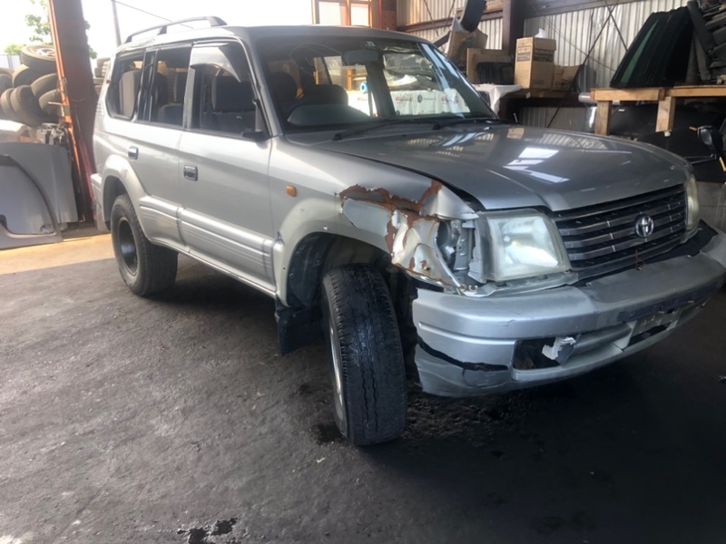 Автомобиль TOYOTA LAND CRUISER PRADO KDJ95 1KD-FTV 2000 года в разбор