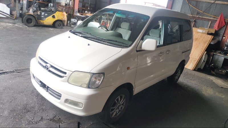 Автомобиль TOYOTA TOWN ACE NOAH SR50 3S-FE 1999 года в разбор