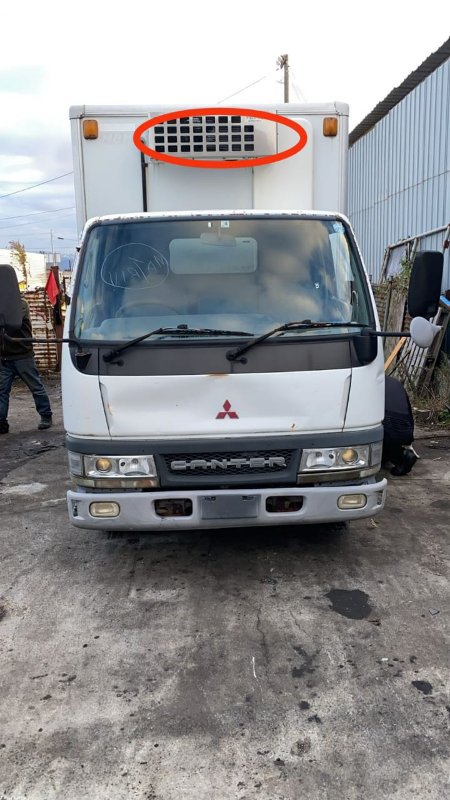 Автомобиль MITSUBISHI CANTER FE50EB 4M51 2001 года в разбор