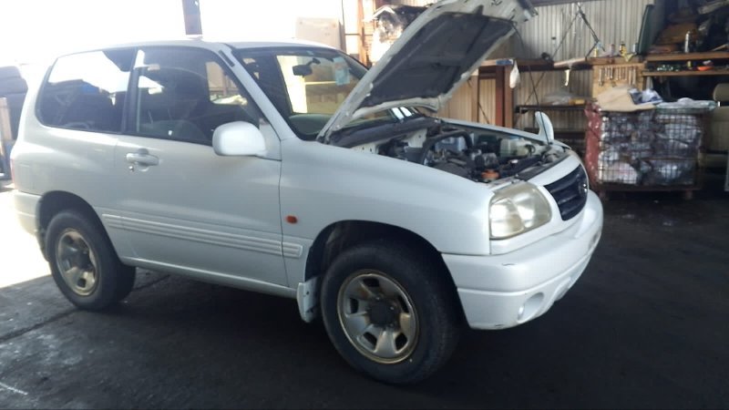 Автомобиль SUZUKI ESCUDO TA52 J20A 2001 года в разбор