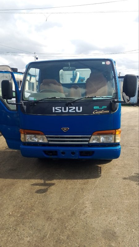 Автомобиль ISUZU ELF NKR69 4JG2 2001 года в разбор