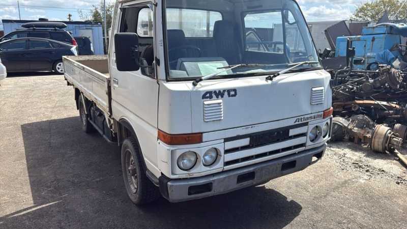 Автомобиль NISSAN ATLAS AMF22 TD27 1991 года в разбор