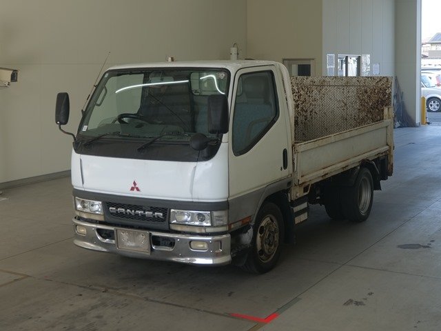 Автомобиль MITSUBISHI CANTER FE50EB 4M51 2001 года в разбор