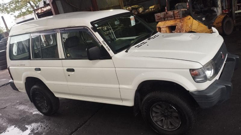 Автомобиль MITSUBISHI PAJERO V46W 4M40 1997 года в разбор