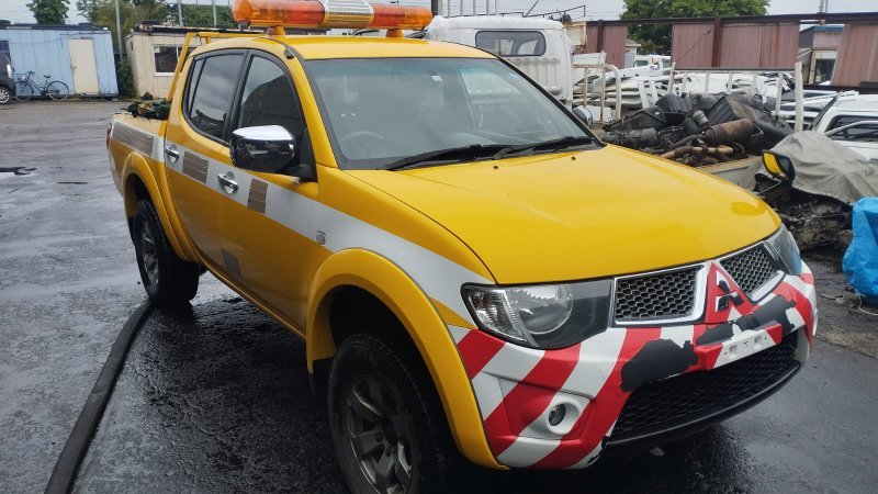 Автомобиль MITSUBISHI TRITON KB9T 6G74 2010 года в разбор