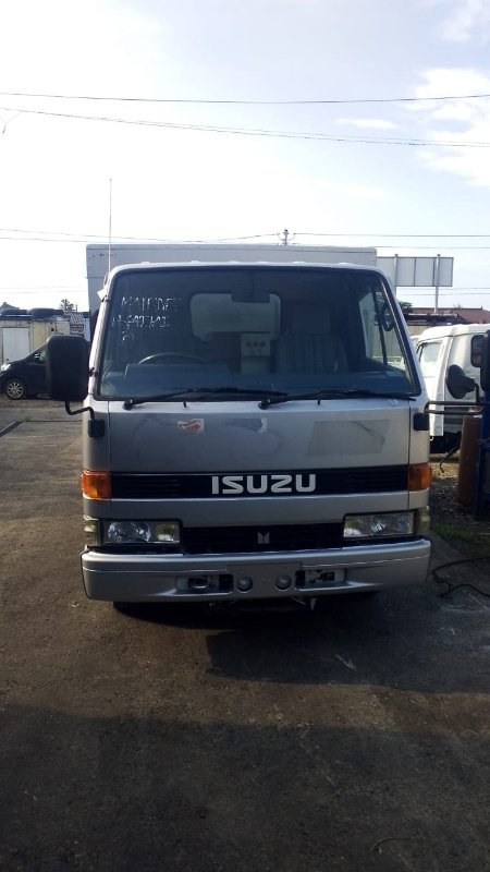 Автомобиль ISUZU ELF NKR58E 4BE1 1992 года в разбор