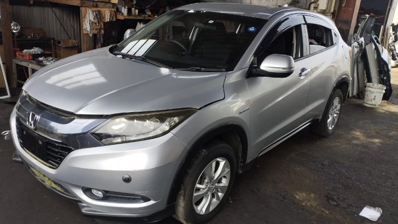 Автомобиль HONDA VEZEL RU3 LEB 2013 года в разбор