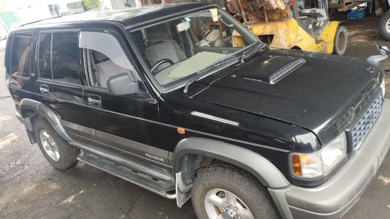 Автомобиль ISUZU BIGHORN UBS69GW 4JG2 1997 года в разбор