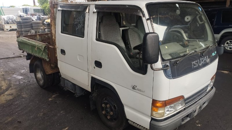 Автомобиль ISUZU ELF NKR66 4HF1 1999 года в разбор