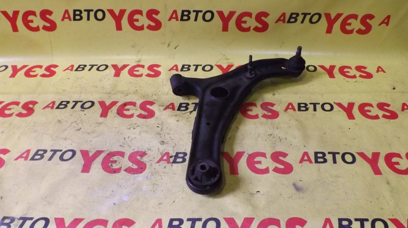 Рычаг подвески передний правый Toyota Sienta NCP80 контрактная