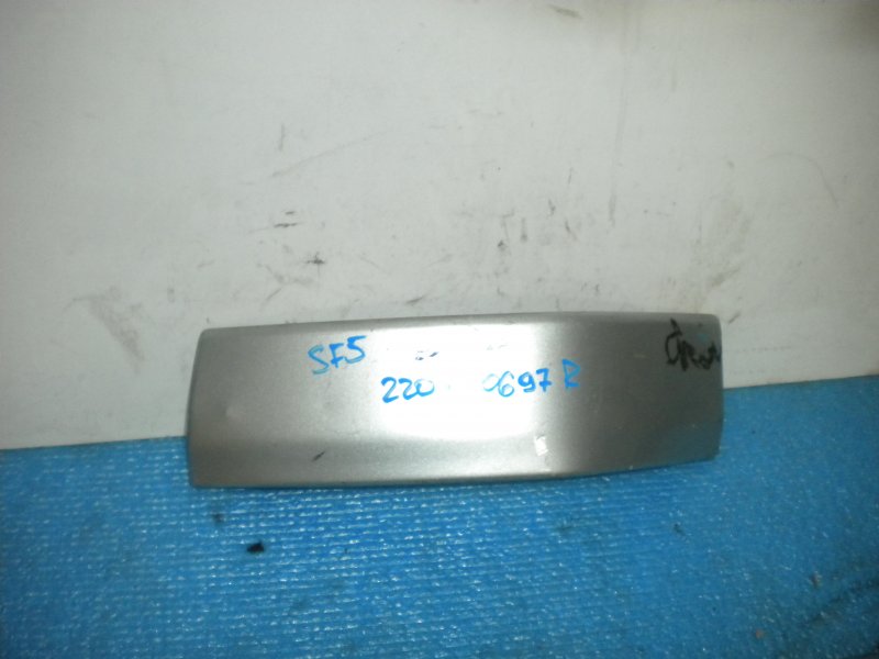 Планка задняя / ресничка под стоп-сигналы задняя правая Subaru Forester 2000-2002 SF контрактная