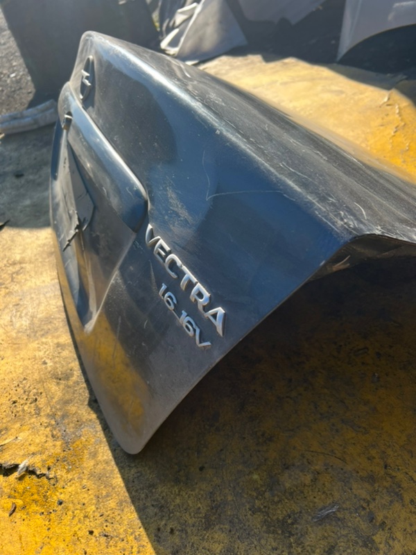 Крышка багажника задняя Opel Vectra 36