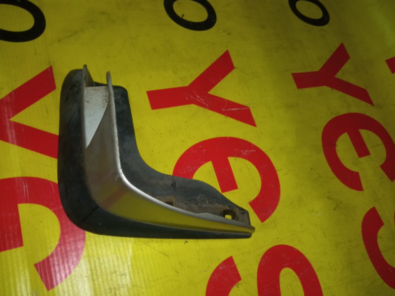 Запчасть брызговик задний правый Nissan Sunny 1998-2004 FB15 788128N006 контрактная Брызговик задний правый Nissan Sunny 1998-2004 FB15 788128N006 контрактная