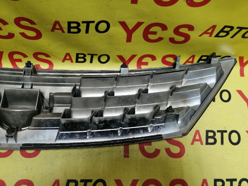 Решетка радиатора передняя Presage 2003-2006 U31