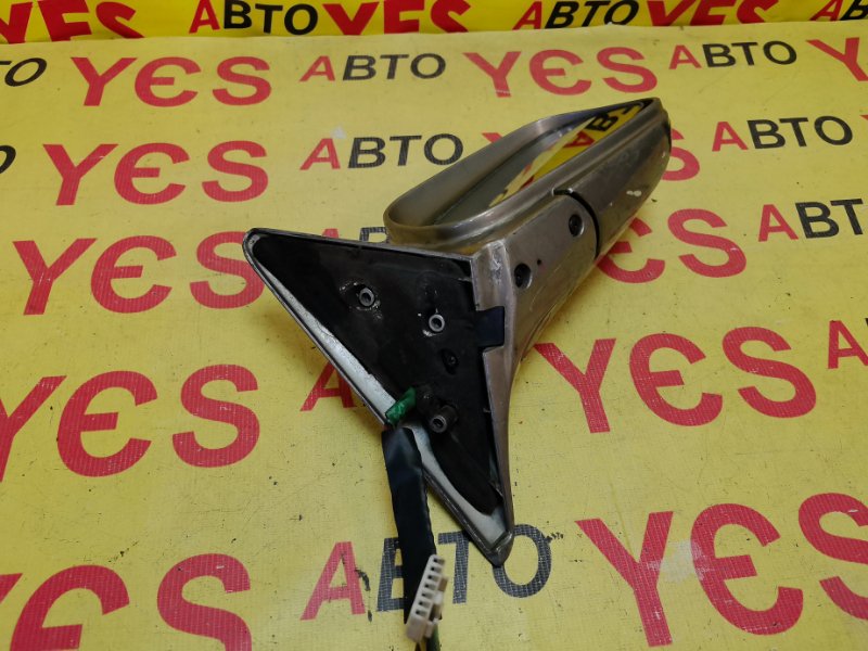 Зеркало переднее правое Toyota Camry SV30