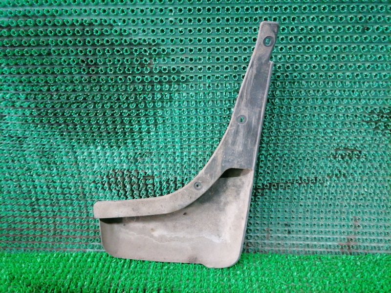 Брызговик задний левый X-TRAIL NT30 QR20DE