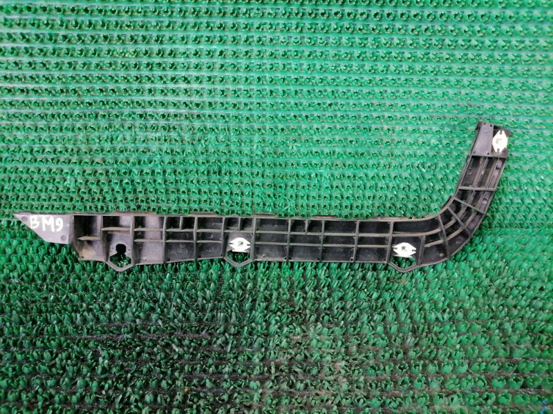 Крепление бампера заднее левое LEGACY B4 BM9 EJ255 Крепление бампера заднее левое LEGACY B4 BM9 EJ255