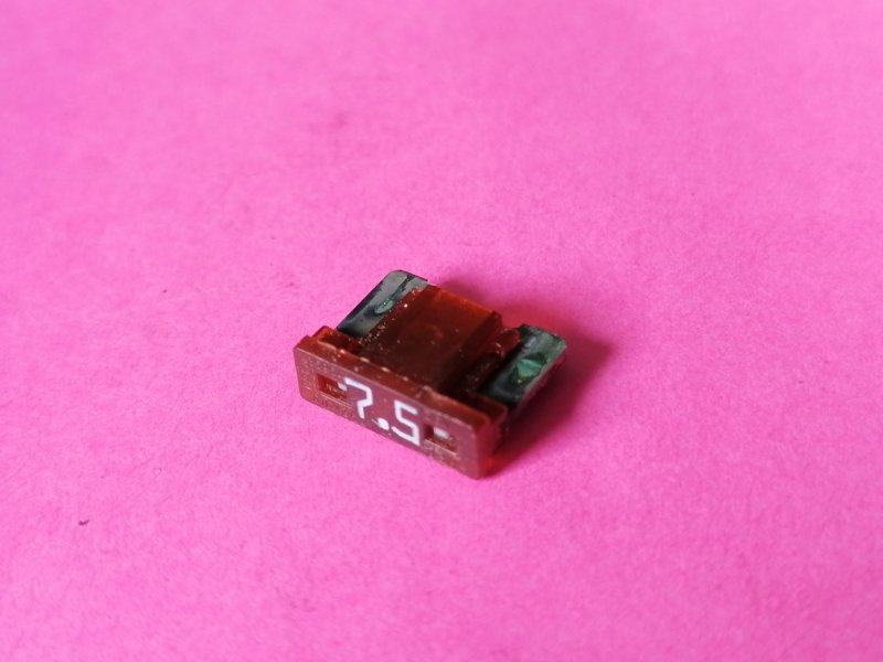 Предохранитель SUBARU LEGACY B4 BM9 EJ255 82210AJ070 контрактная