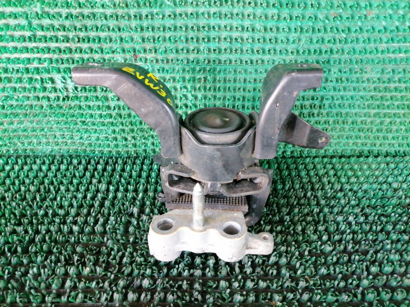 Подушка двигателя правая TOYOTA PRIUS 2010 ZVW30 2ZR-FXE 12305-37160 контрактная