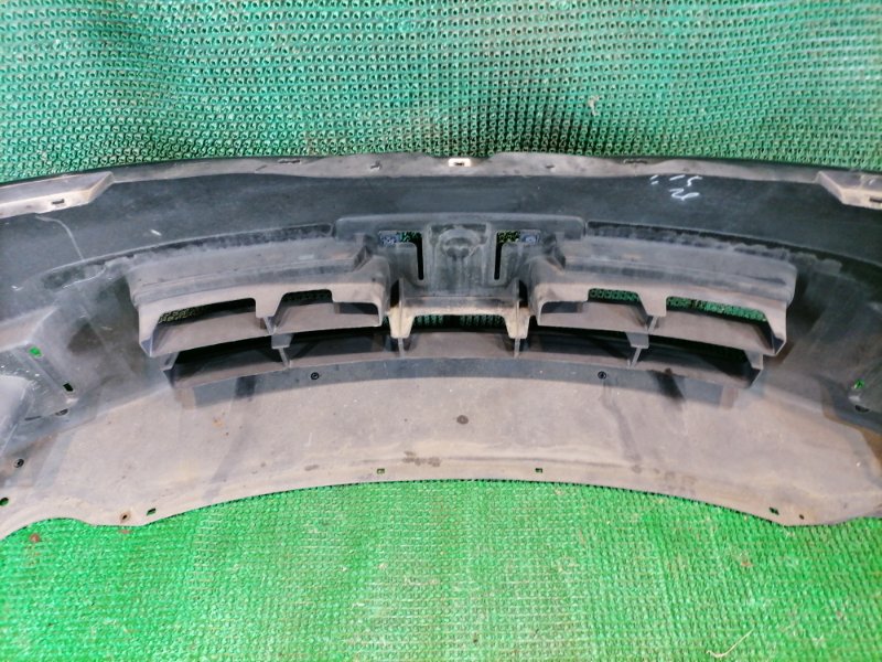 Бампер передний Serena CC25 MR20DE