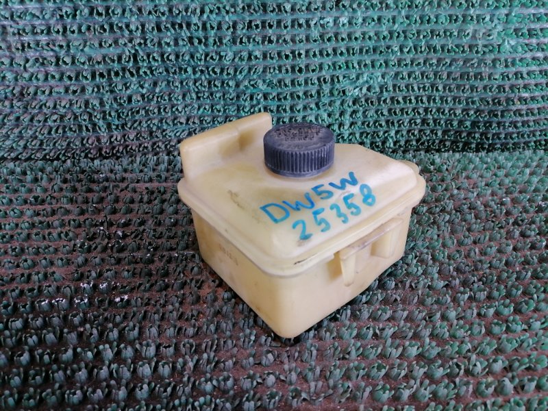 Бачок гидроусилителя руля DEMIO 1996 DW5W B5