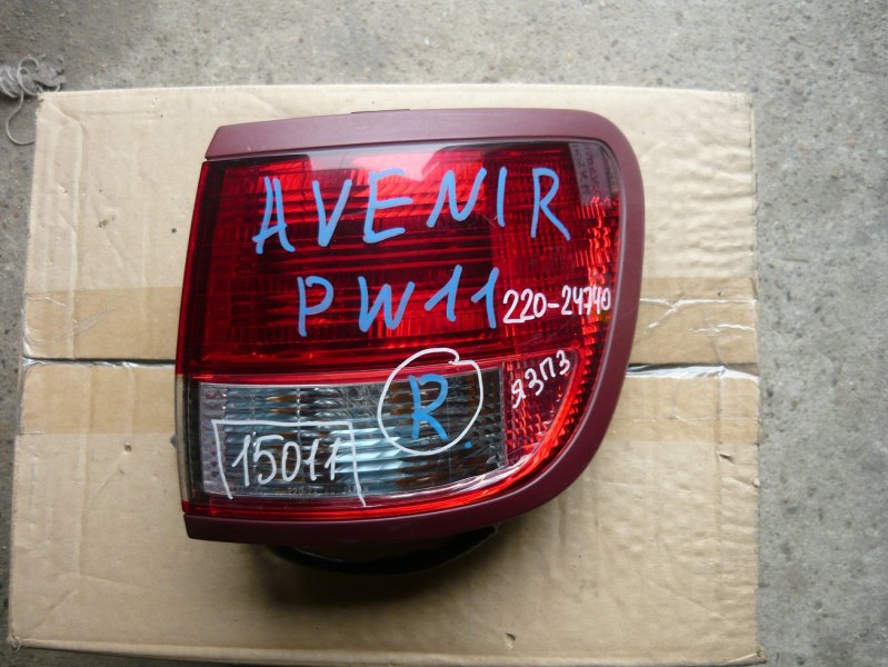 Стоп Nissan Avenir PW11 задний правый