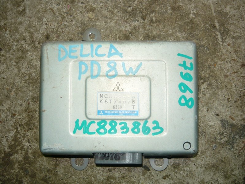 Блок efi Mitsubishi Delica PD8W 4M40