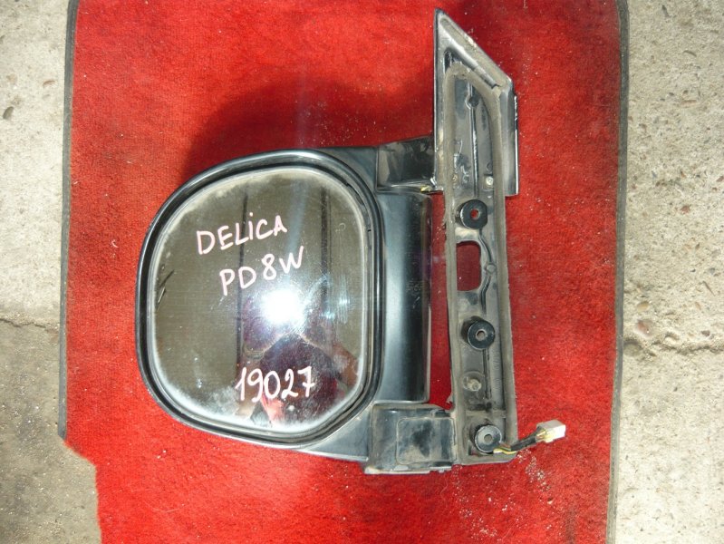 Зеркало Mitsubishi Delica PD8W переднее левое