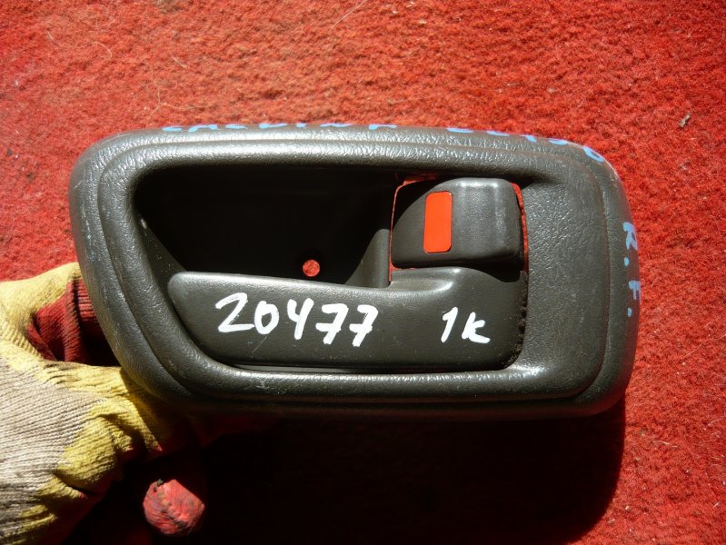 Ручка двери внутренняя Toyota Caldina ET196 передняя правая