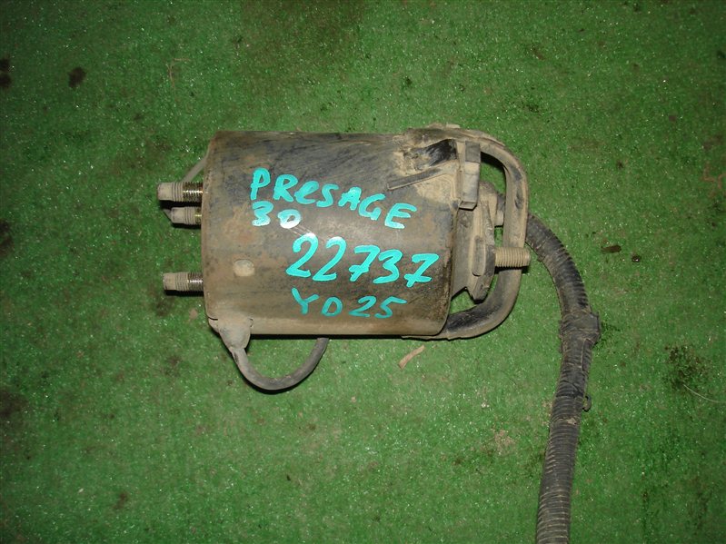 Подушка двигателя Nissan Presage U30 YD25